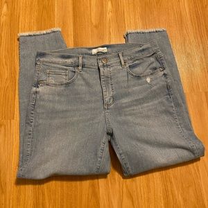 Modern Skinny Crop Raw Hem, Light wash